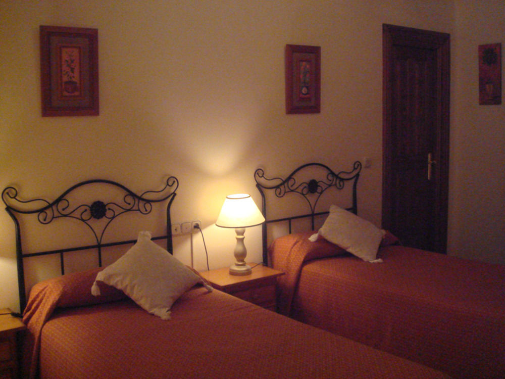 Hotel Boutique La Zubia Экстерьер фото