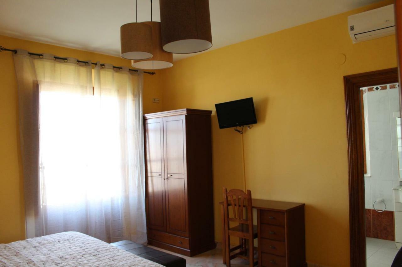 Hotel Boutique La Zubia Экстерьер фото
