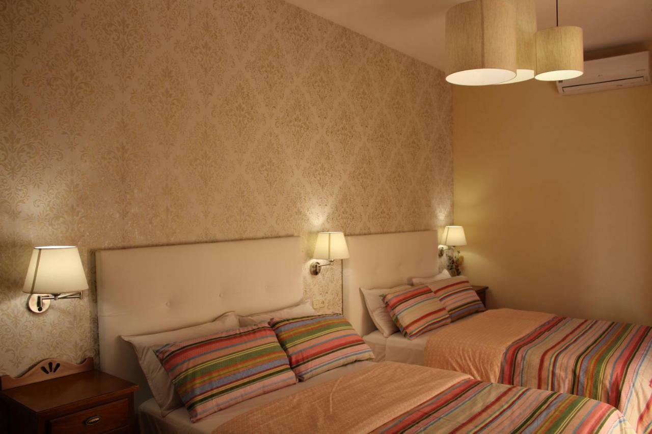 Hotel Boutique La Zubia Экстерьер фото